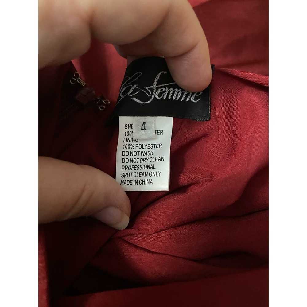 NWOT La Femme 28294 Size 4 in wine - image 10