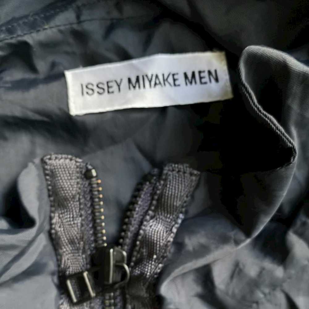 Issey Miyake Vintage 1999 Oversize Windbreaker Ho… - image 6