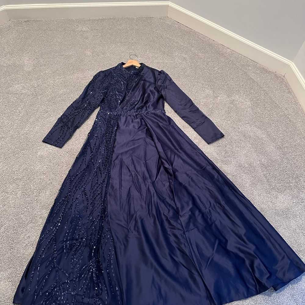 Beautiful Royal Blue Turkish Hijabi dress size M! - image 3