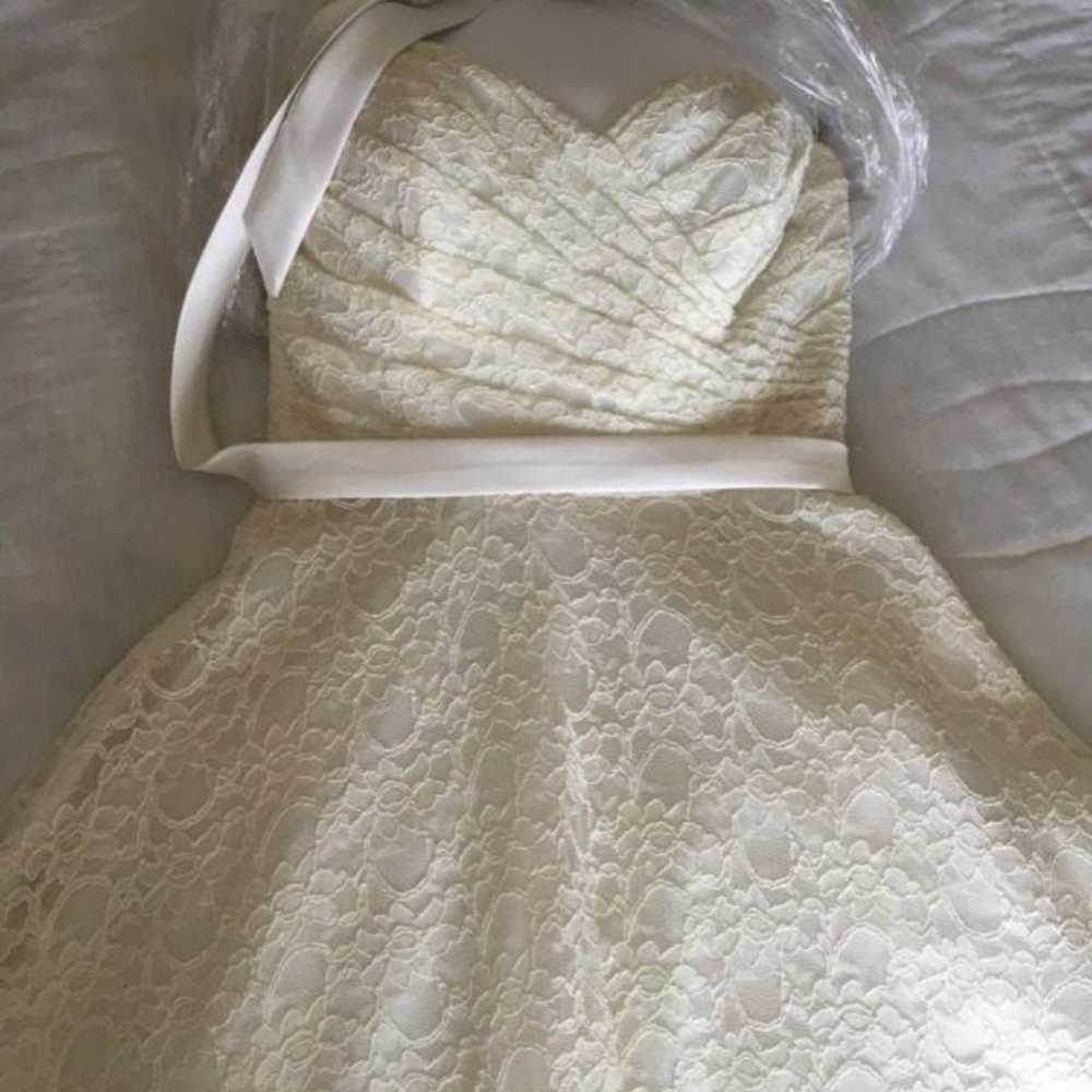 white lace dress - image 2