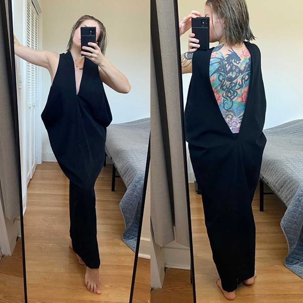 Black unusual deep V neck maxi dress with open lo… - image 4