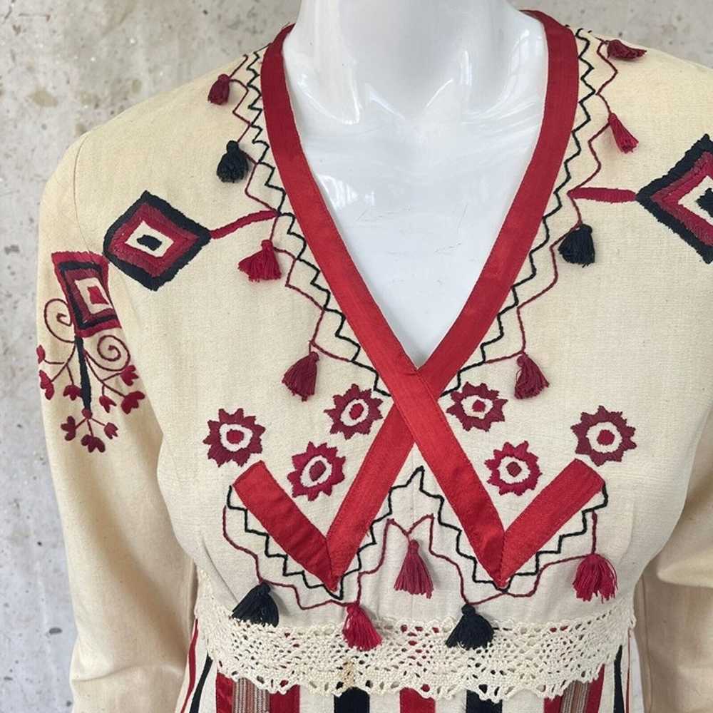 Vintage 1960s Embroidered Mexican Folk Dress with… - image 5