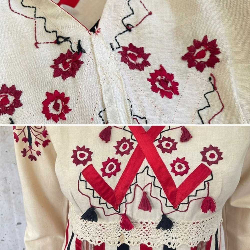Vintage 1960s Embroidered Mexican Folk Dress with… - image 7