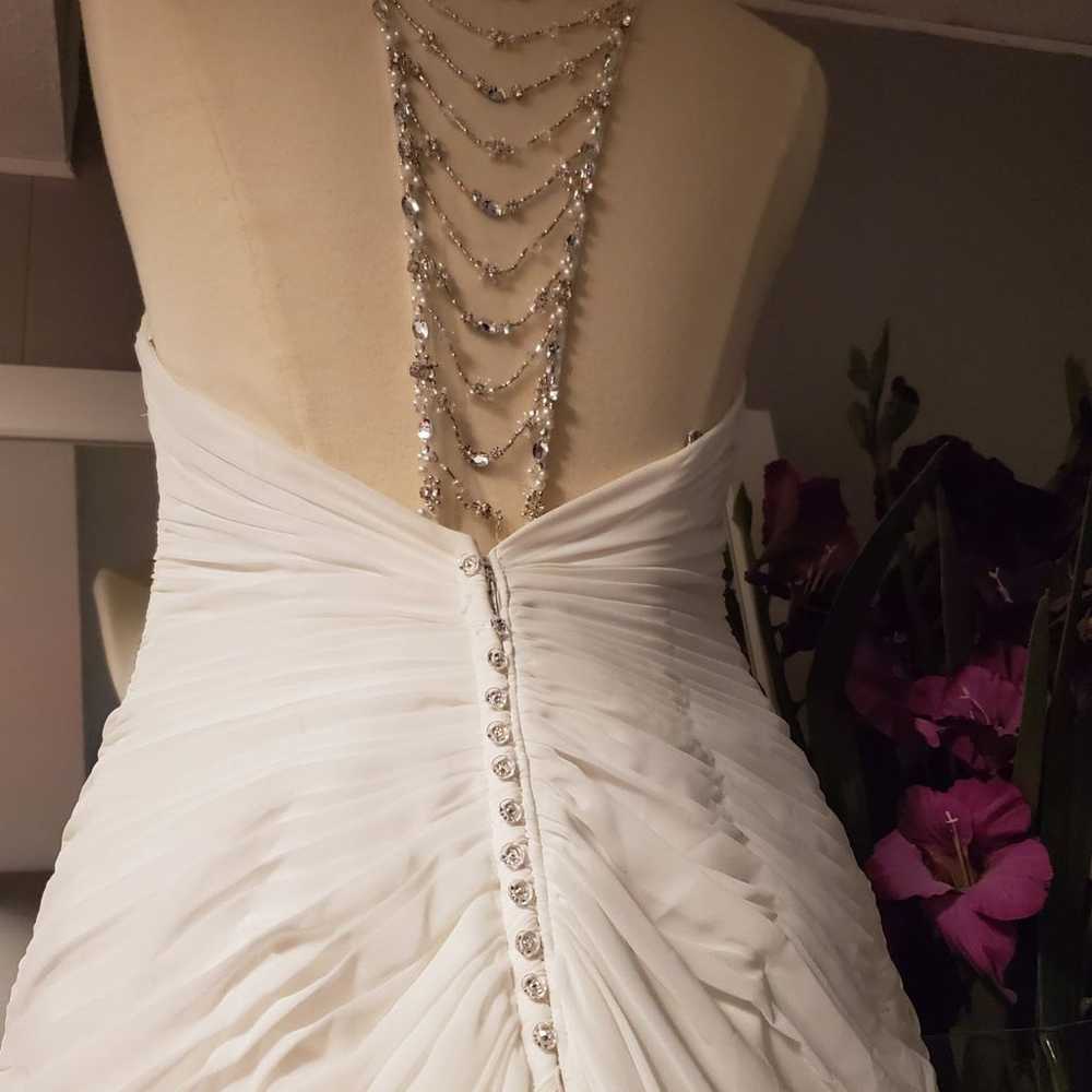 wedding dress size 10 (street size 6-8) - image 4