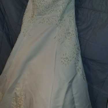 Oleg Cassini wedding gown - image 1