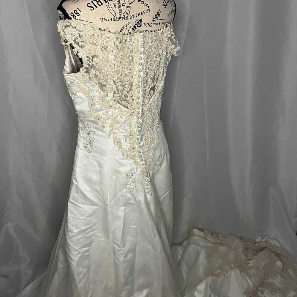 wedding dress size 12 - image 4