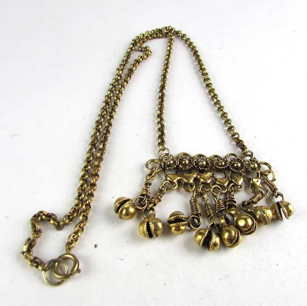 Vintage Necklace With Lots of Movement in Gold To… - image 6