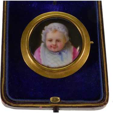 Antique Victorian 14K Baby Portrait Brooch Pin En… - image 1