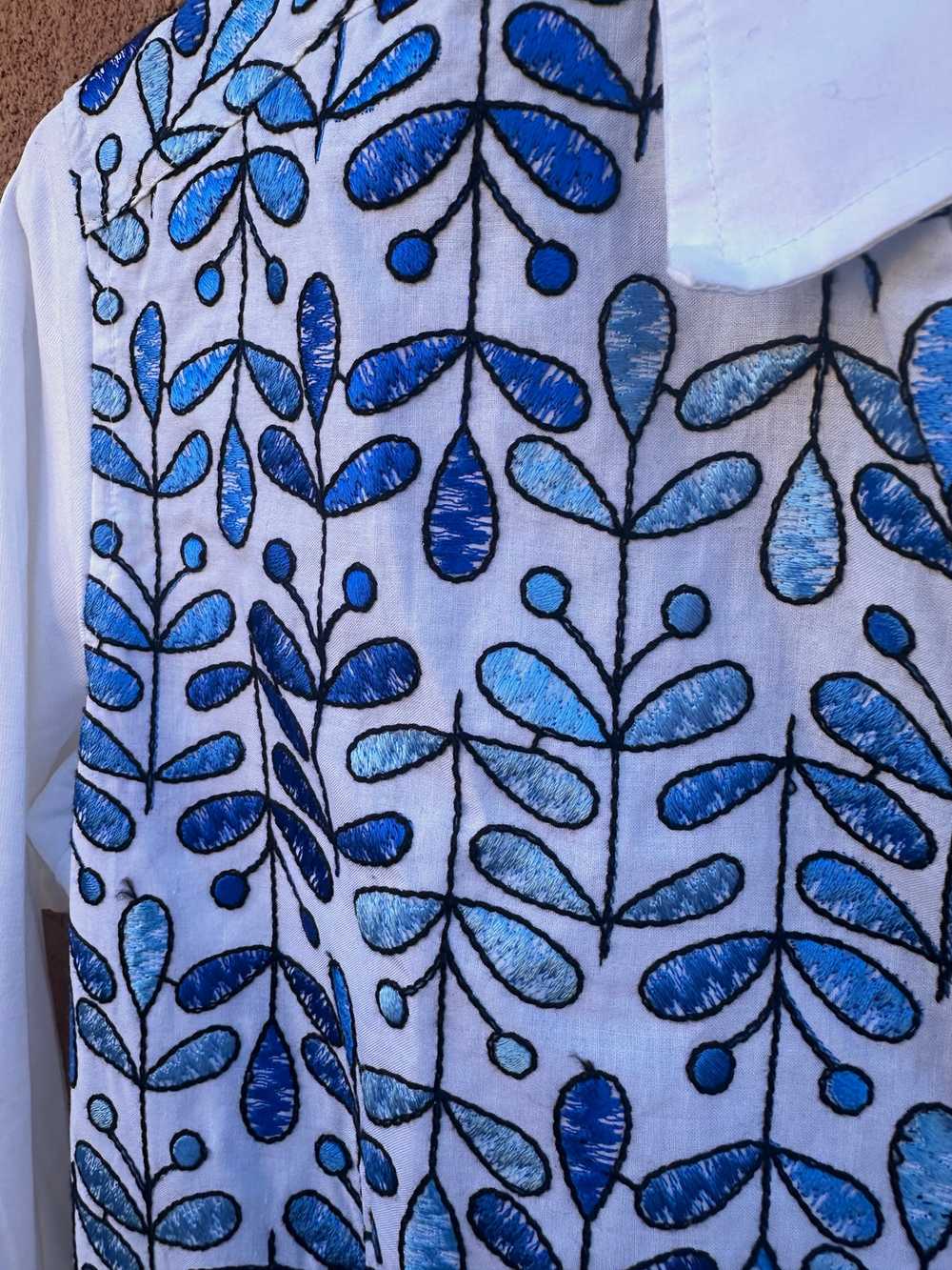 Jill McGowan Blue Embroidered Blouse - image 2