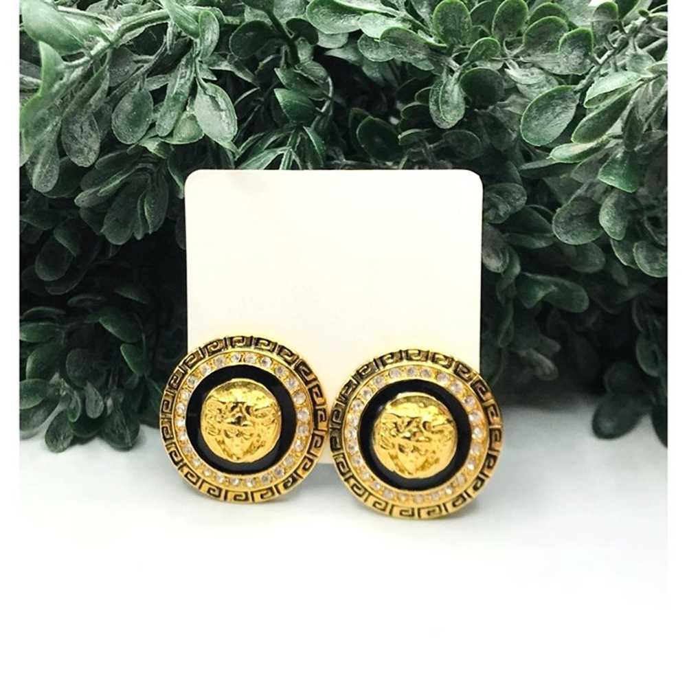 Fashion clip on earrings gold tone Madusa black e… - image 2
