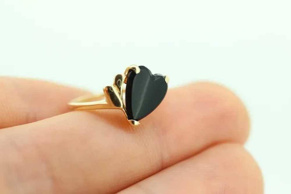 14k ONYX HEART ring. Heart Onyx prong set victori… - image 3