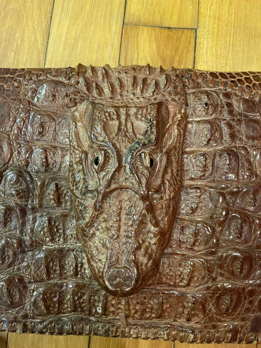 Vintage 1950s alligator clutch bag - image 3