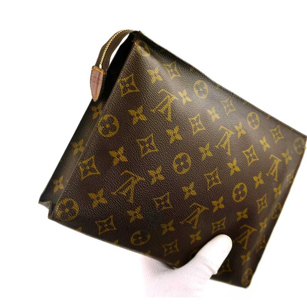 Louis Vuitton Poche toilette leather vanity case - image 2