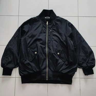 undercover gu bomber - Gem