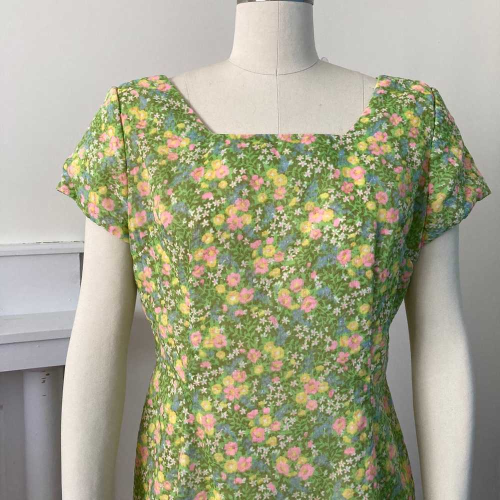 1960s Mod Floral Dress - image 7