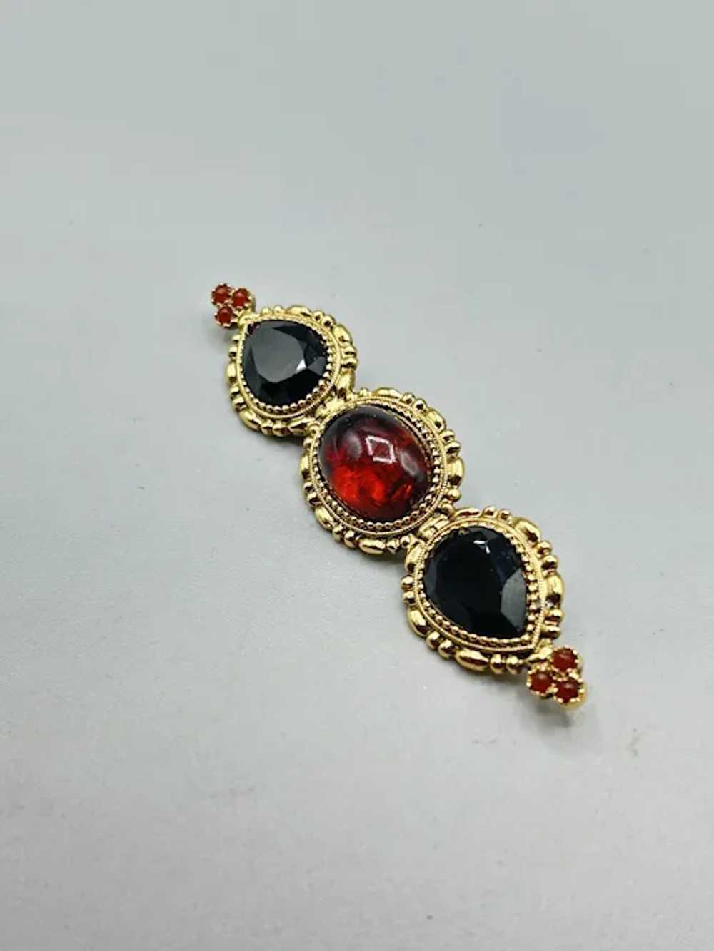 Vintage 1928 Brand Pin Brooch with Red and Black … - image 3