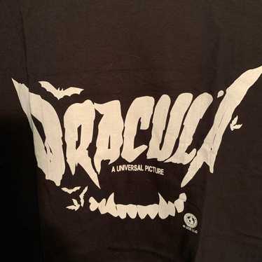 Dracula Horror T Shirt LG - image 1