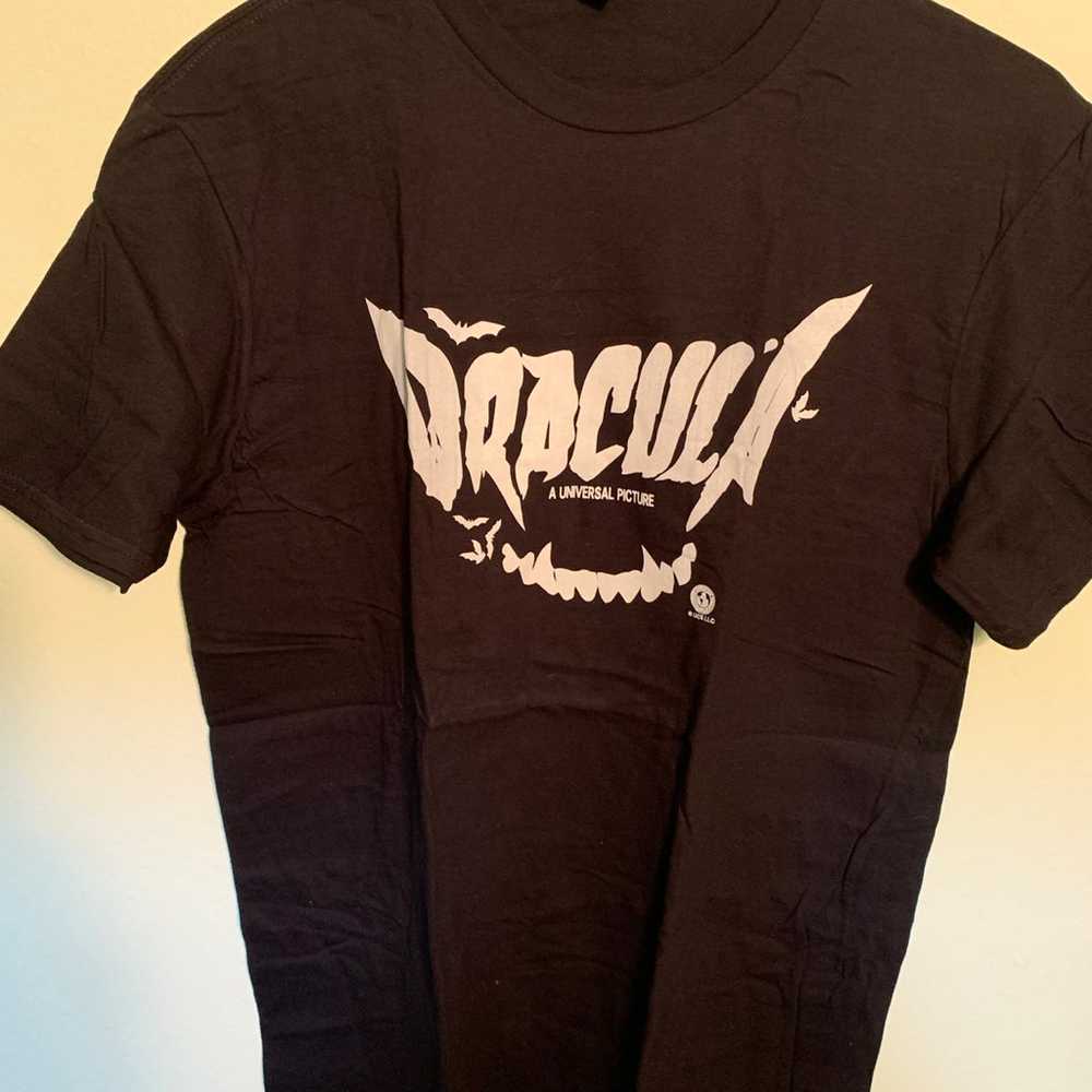Dracula Horror T Shirt LG - image 2