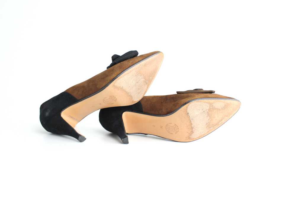 Vintage 1970s Scalloped Profile Two Tone Pumps - image 6