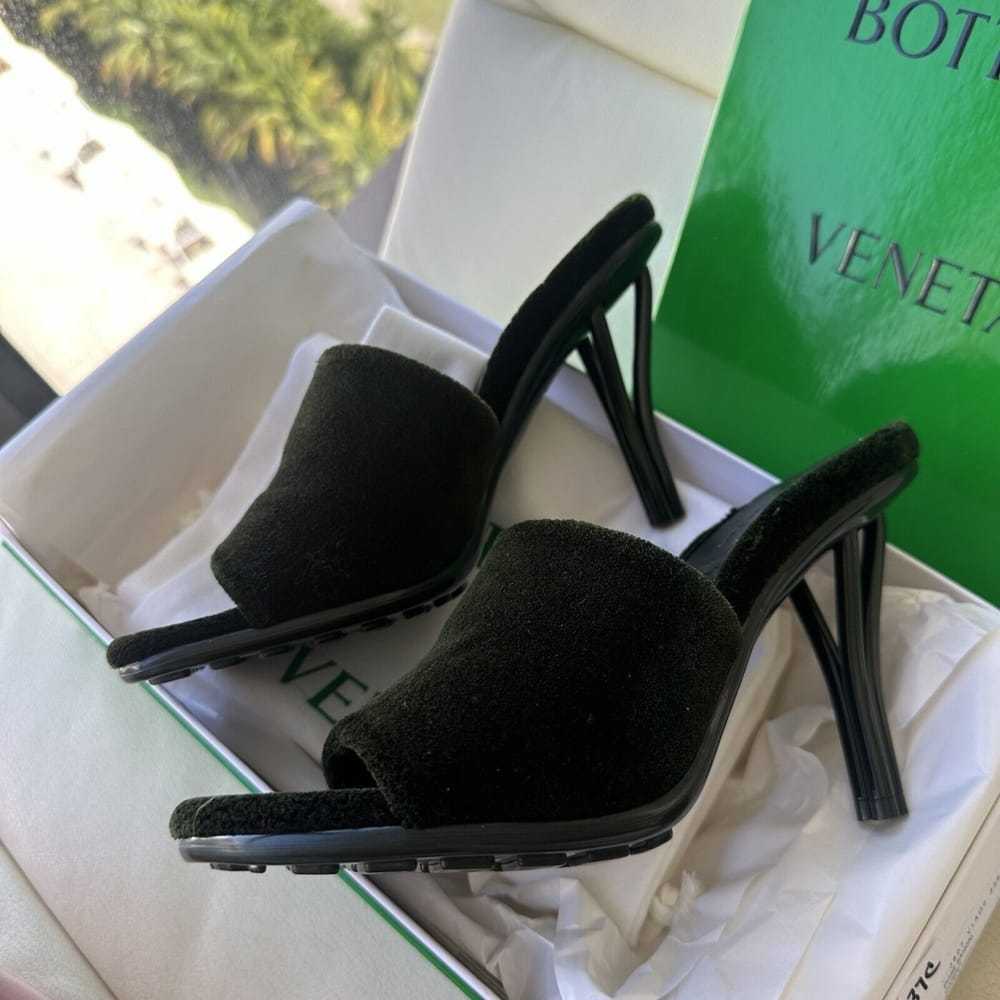 Bottega Veneta Velvet heels - image 2