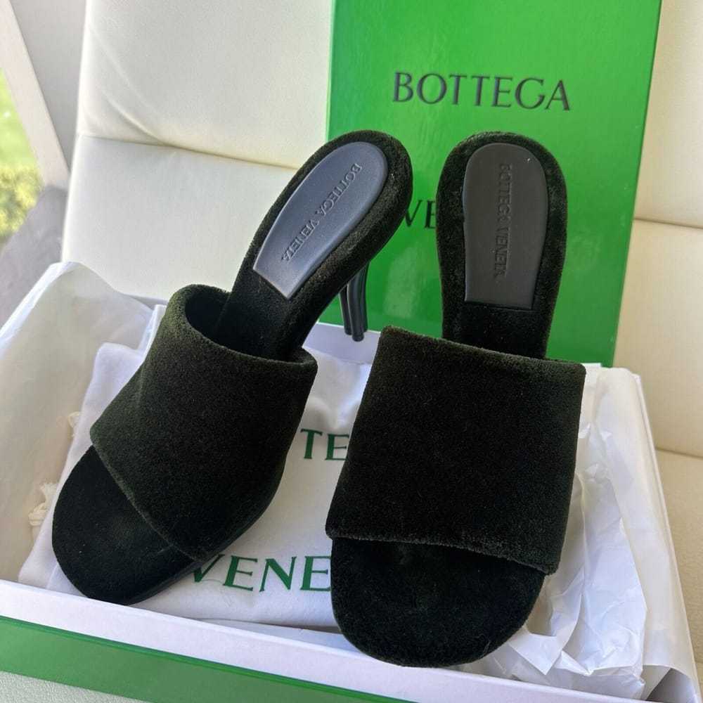 Bottega Veneta Velvet heels - image 8