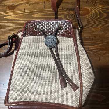 BRAHMIN VINTAGE CROSSBODY WOVEN CROSSBODY