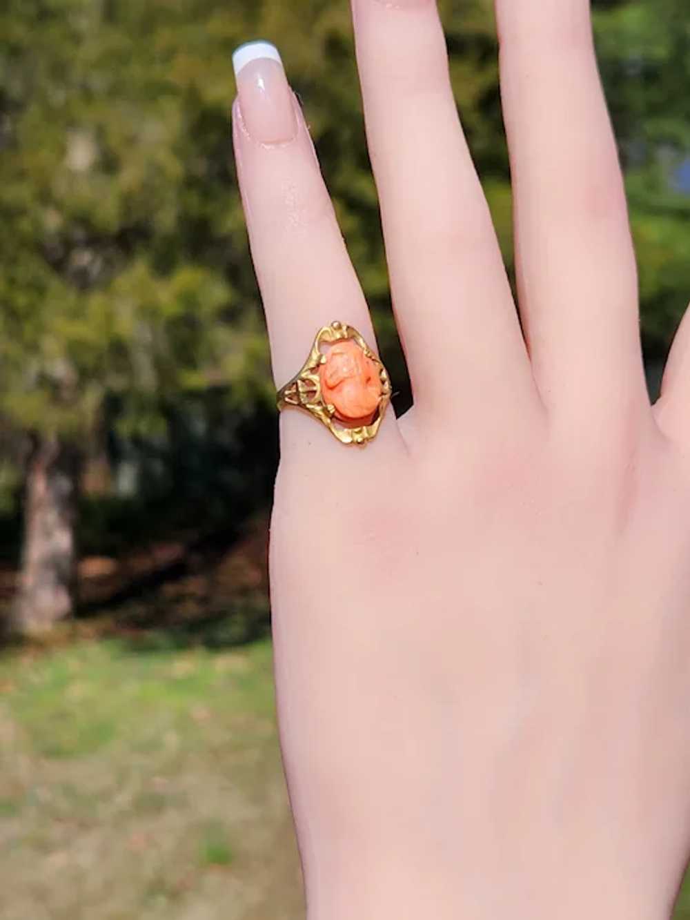 Pure Coral Vintage Silhouette Cameo 14k Ring - image 4
