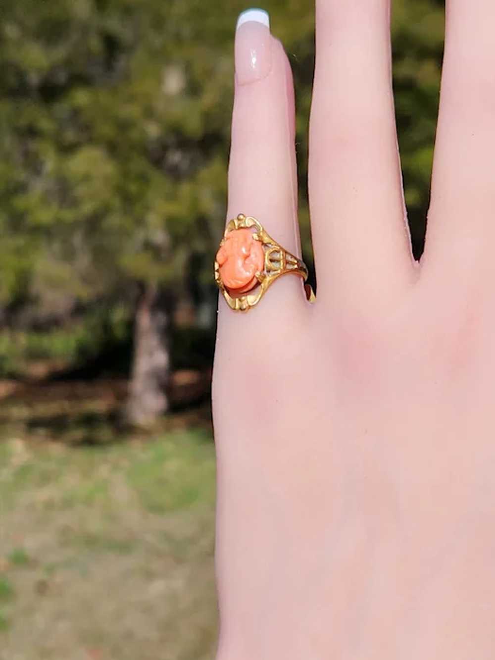 Pure Coral Vintage Silhouette Cameo 14k Ring - image 5
