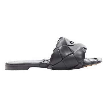 Bottega Veneta Lido leather flip flops - image 1