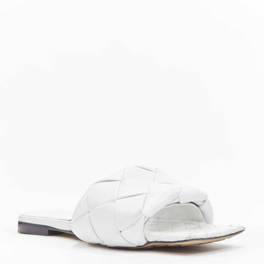 Bottega Veneta Lido leather flip flops - image 2