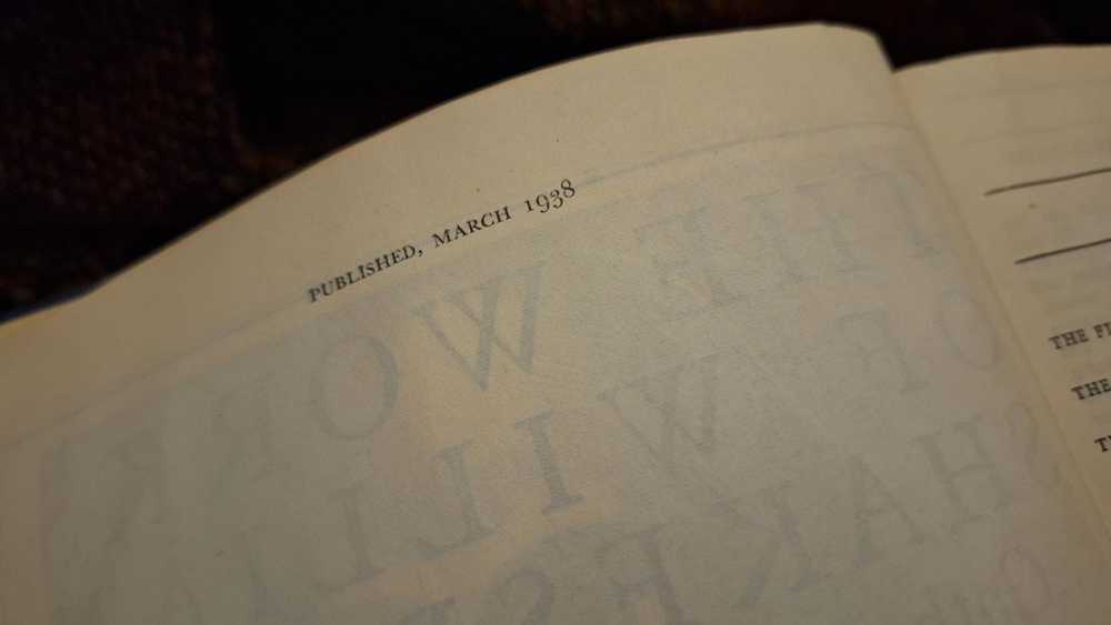 Oxford "The Works Of Shakespeare" Vtg. 1938 - image 4