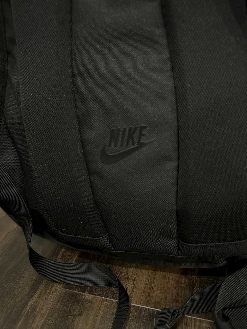 Nike × Vintage Vintage Y2K Nike Sportswear School… - image 5