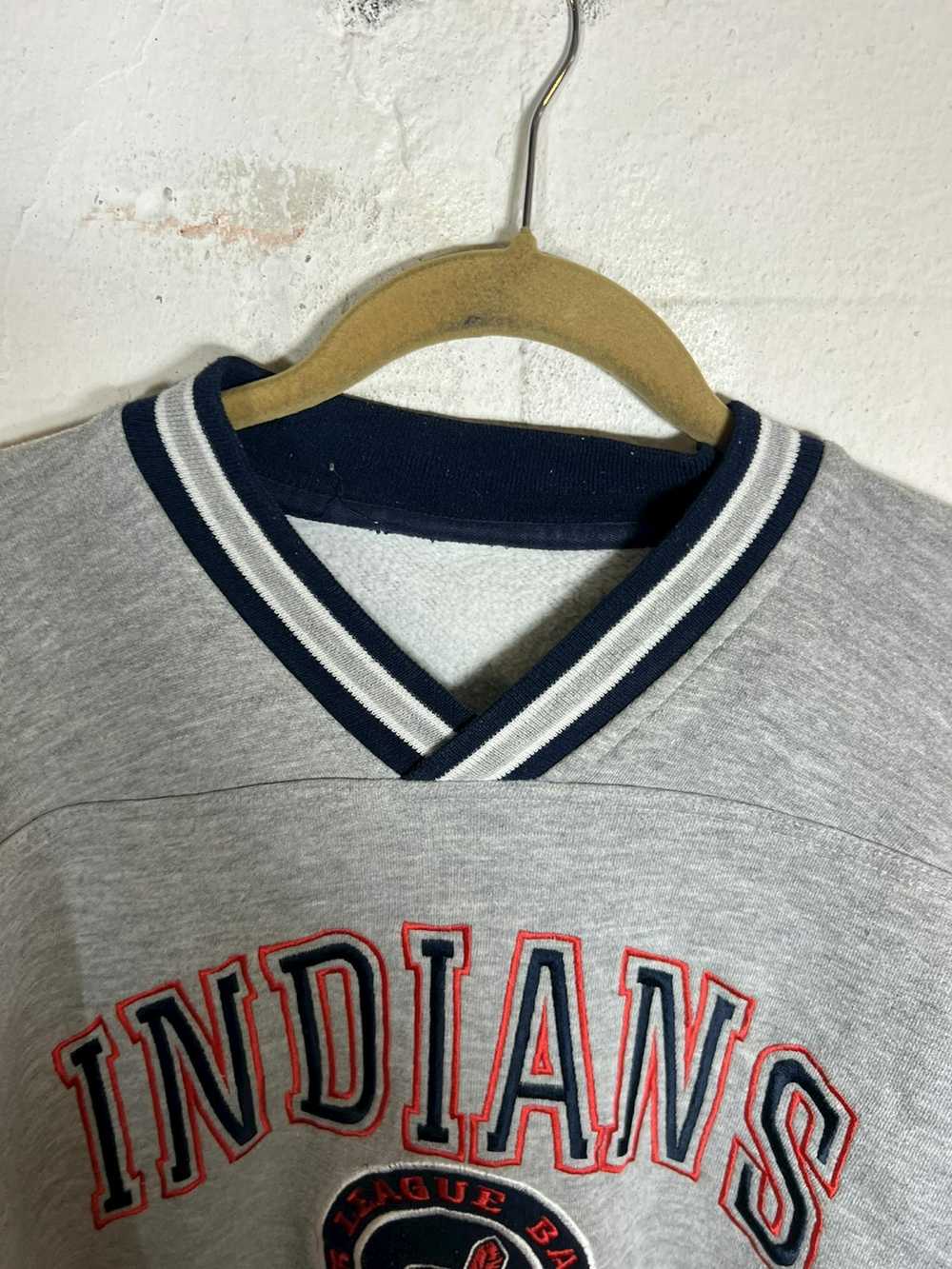 Lee × Vintage Vintage Cleveland Indians Sweatshirt - image 2