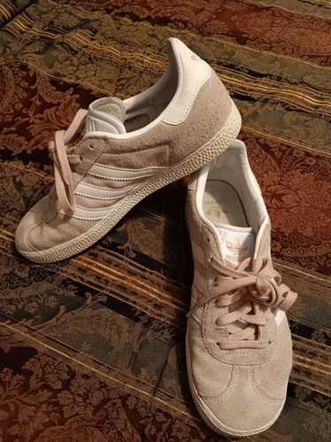 Adidas Originals Gazelle Low Suede Pink/ White Tr… - image 1