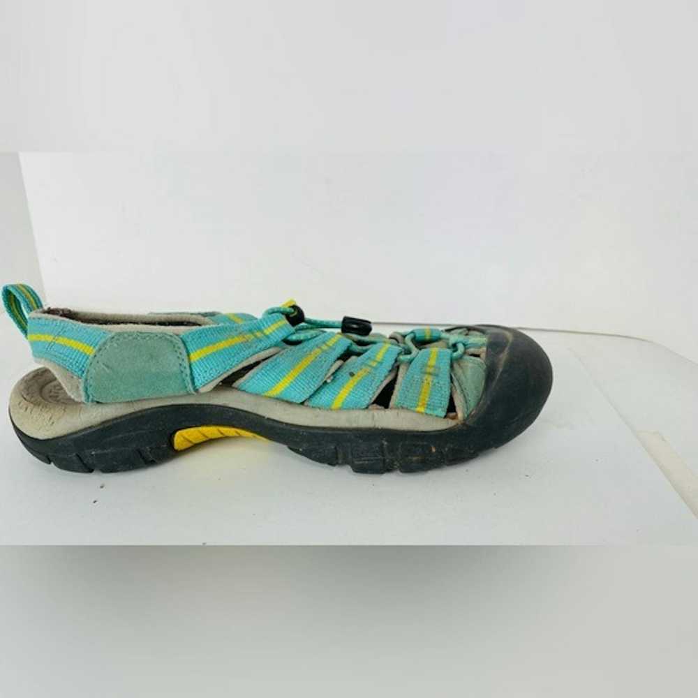 Keen Keen sandals women size 9 teal and yellow - image 4