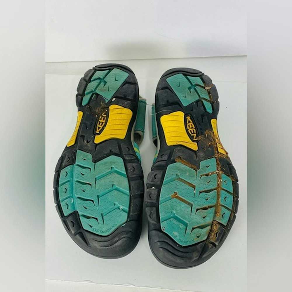 Keen Keen sandals women size 9 teal and yellow - image 9