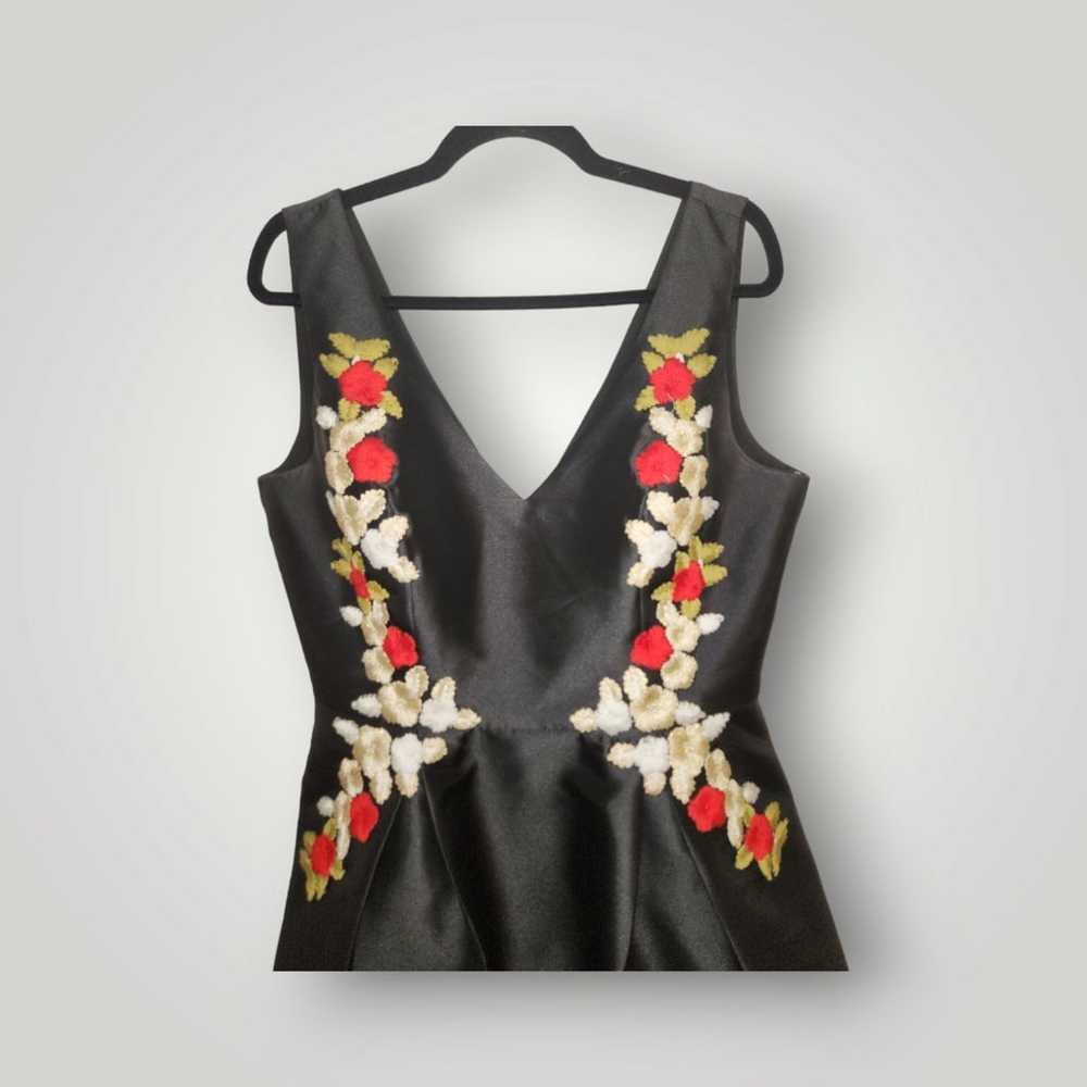 Chi Chi London black dress with floral appliqué s… - image 4