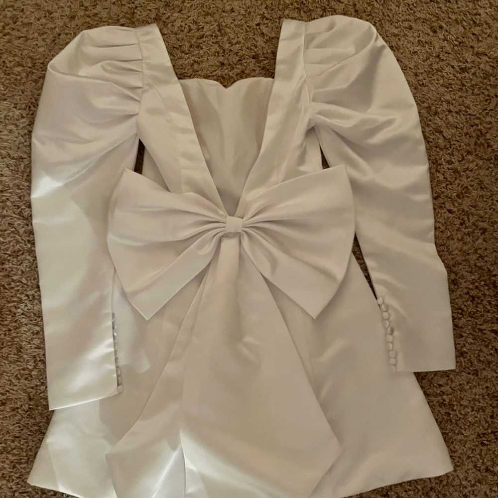 White Long Sleeve Dress with Bow - perfect for an… - image 6