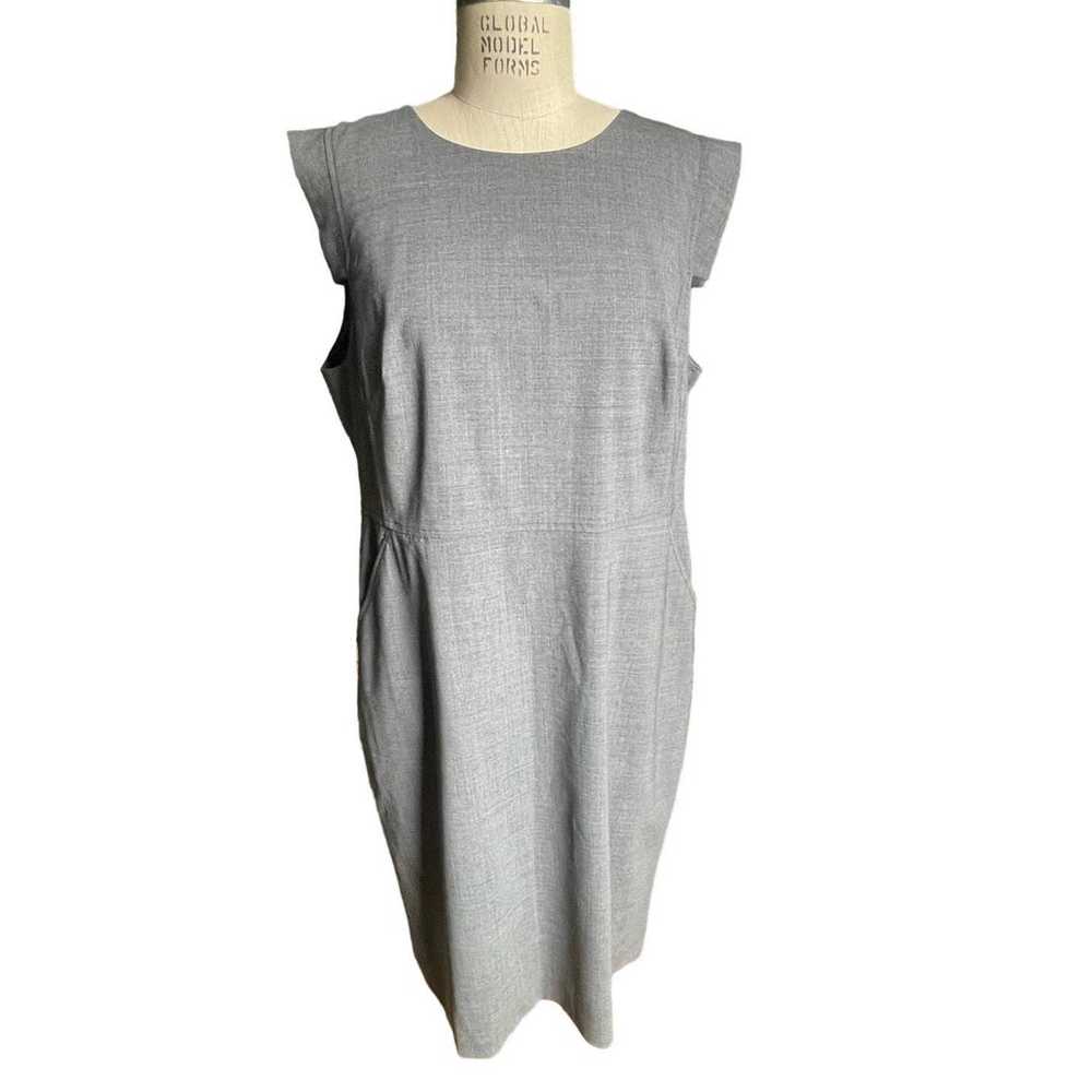 J. Crew Resume Dress in Heather Flannel Gray Size… - image 3
