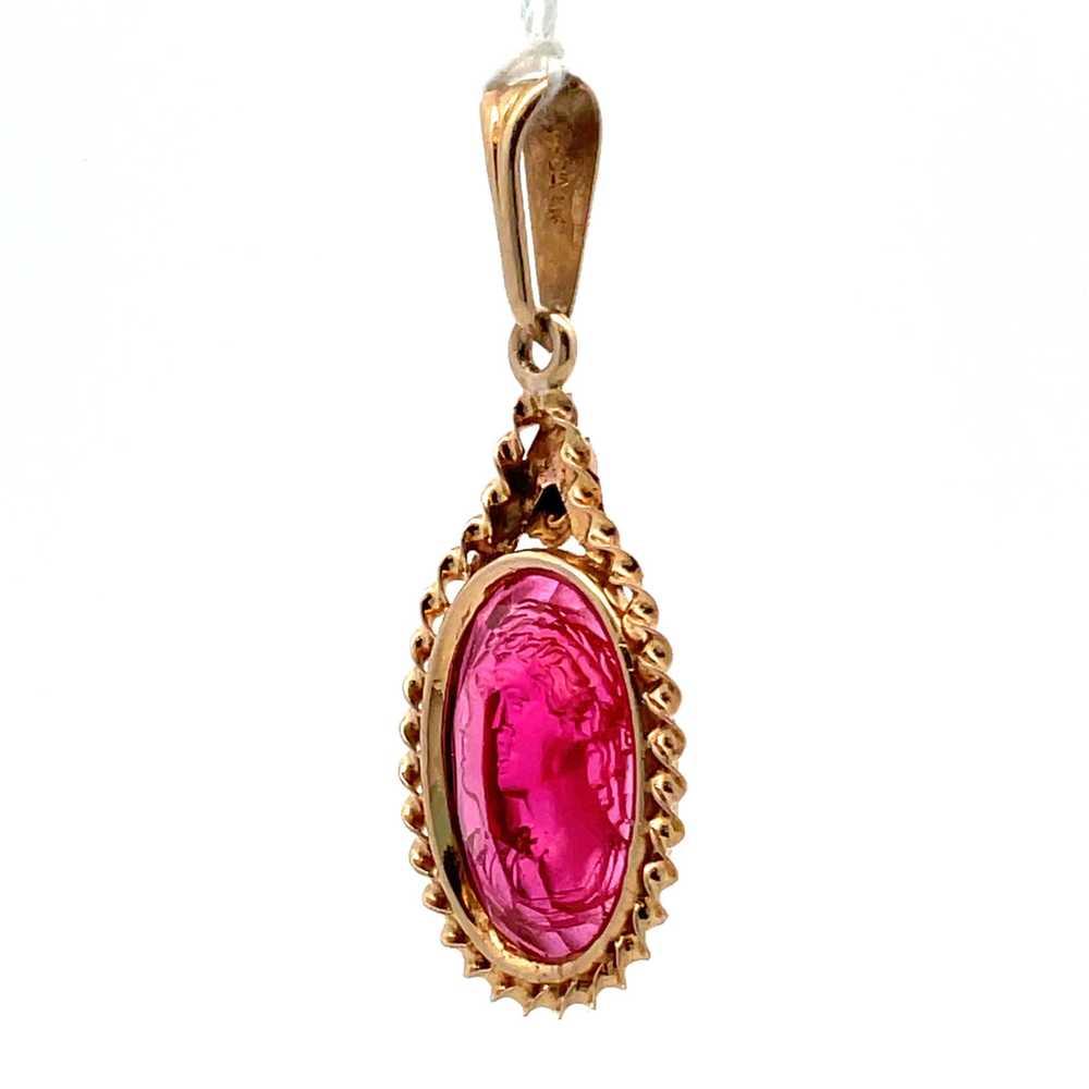 10K Yellow Gold Red Stone Cameo Pendant - image 5