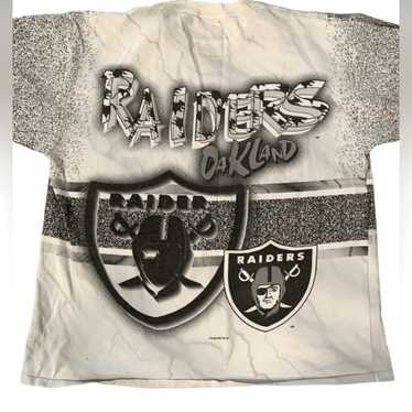 Vintage 1995 Oakland Raiders NFL Tshirt Large Xla… - image 1