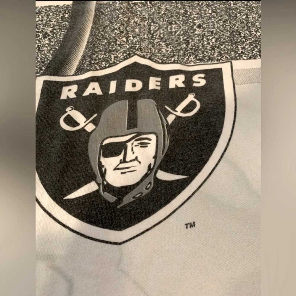 Vintage 1995 Oakland Raiders NFL Tshirt Large Xla… - image 5