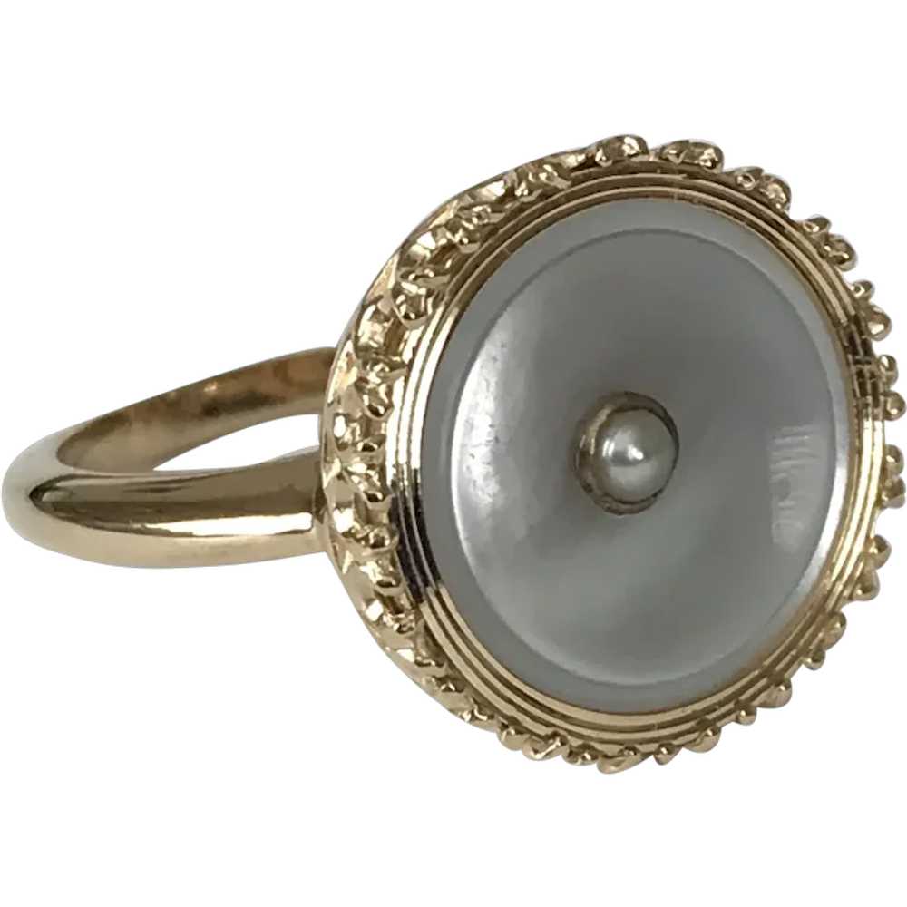 14K YG Art Deco Mother of Pearl Ring Size 6 - image 1