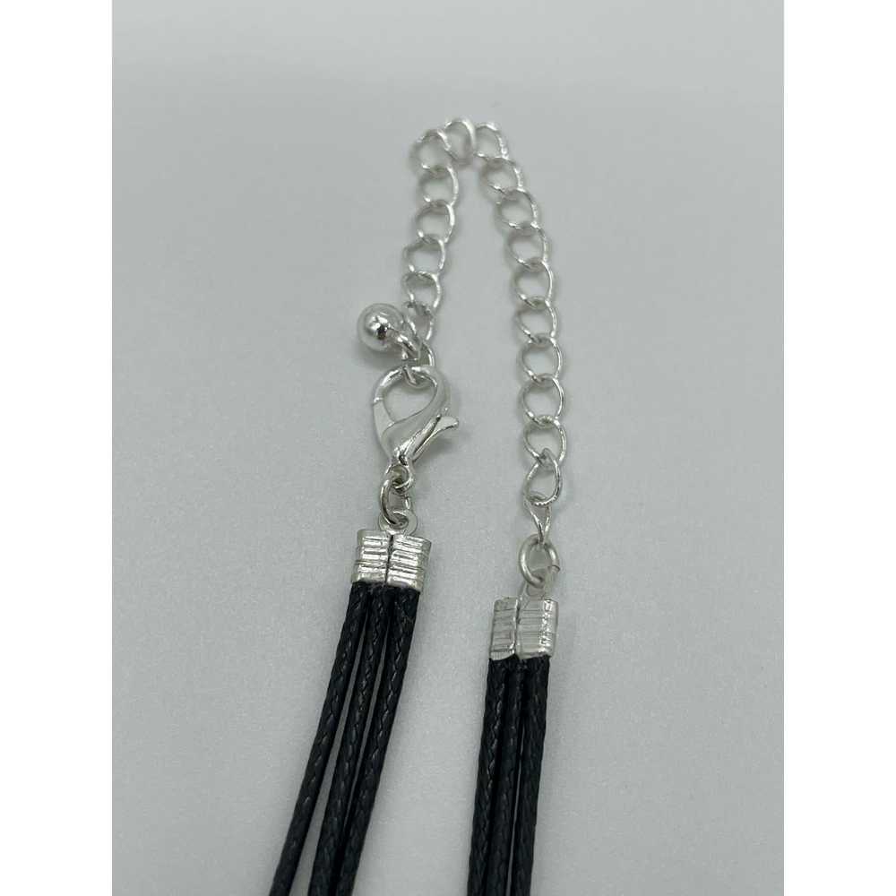 Unkwn Leatherette and silver colored pendant neck… - image 10