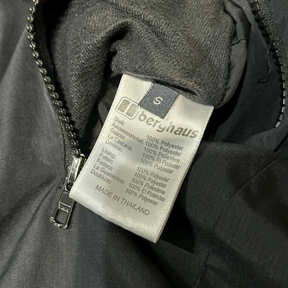Berghaus × Streetwear Berghaus reversible jacket … - image 6