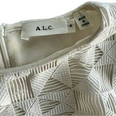 A.L.C. A.L.C. Ivory Silk Crochet Cropped 3/4 Shee… - image 1