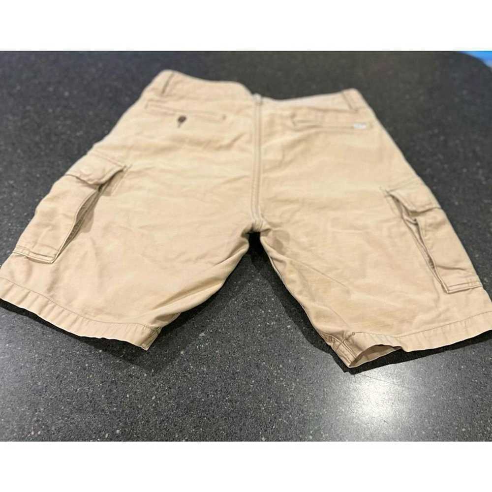 Levi's Levi's Cargo shorts size 30 - image 2