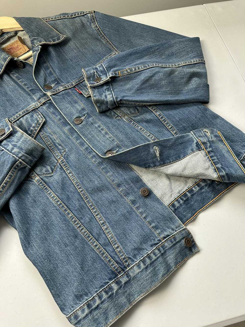 Denim Jacket × Levi's × Vintage Vintage Y2k Levis… - image 6
