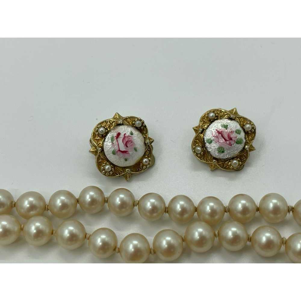 Other Vintage Pearl necklace with clip on rose ea… - image 4