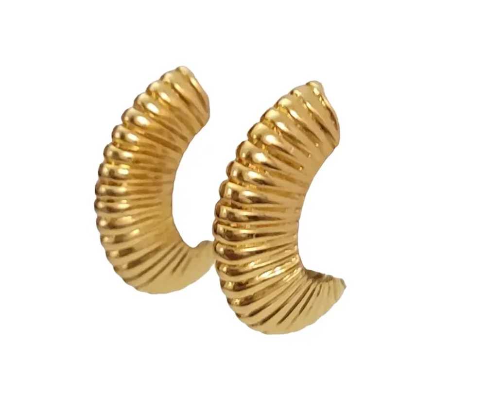 Trifari Crown Over T Gold Tone Shrimp Half Hoop C… - image 3